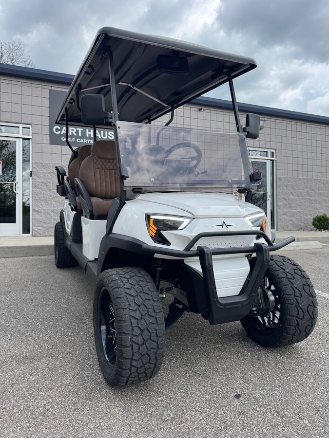 2026 Atlas 6 Passenger - White - Image 12