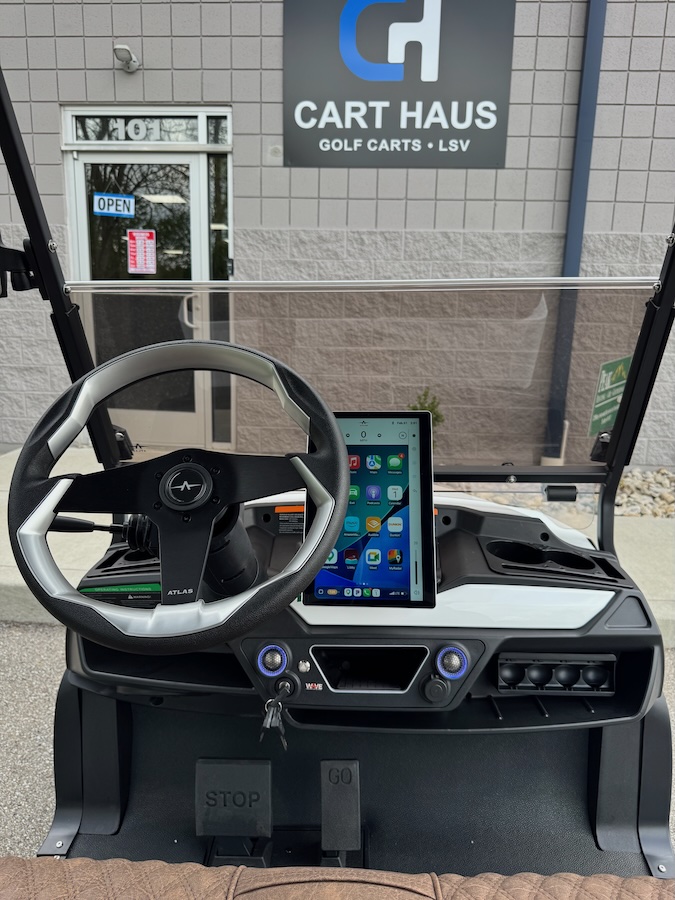 2026 Atlas 6 Passenger - White - Image 16