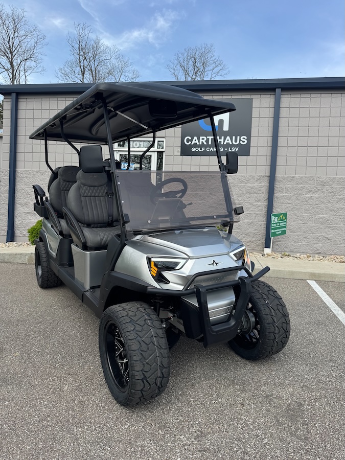 2026 Atlas 6 Passenger - Silver - Image 2